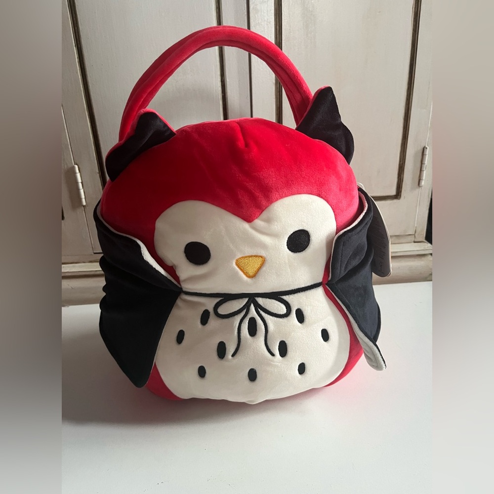 NWT Squishmallows Demi the Vampire Owl Halloween Treat Pail Stuffed Animal Decor